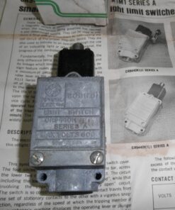 NOS, CR9440K1L1, GE Switch; Plunger, 5930-01-022-6380, Lockheed Martin, Made in USA, New Old Stock, Light oxidation, L1B5