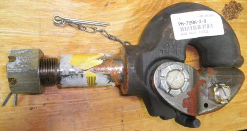 2540-01-567-0429 AT116378 PH-760-M-X-8 Hook Assy; Pintle New Old Stock; Light oxidation is present. R1C1