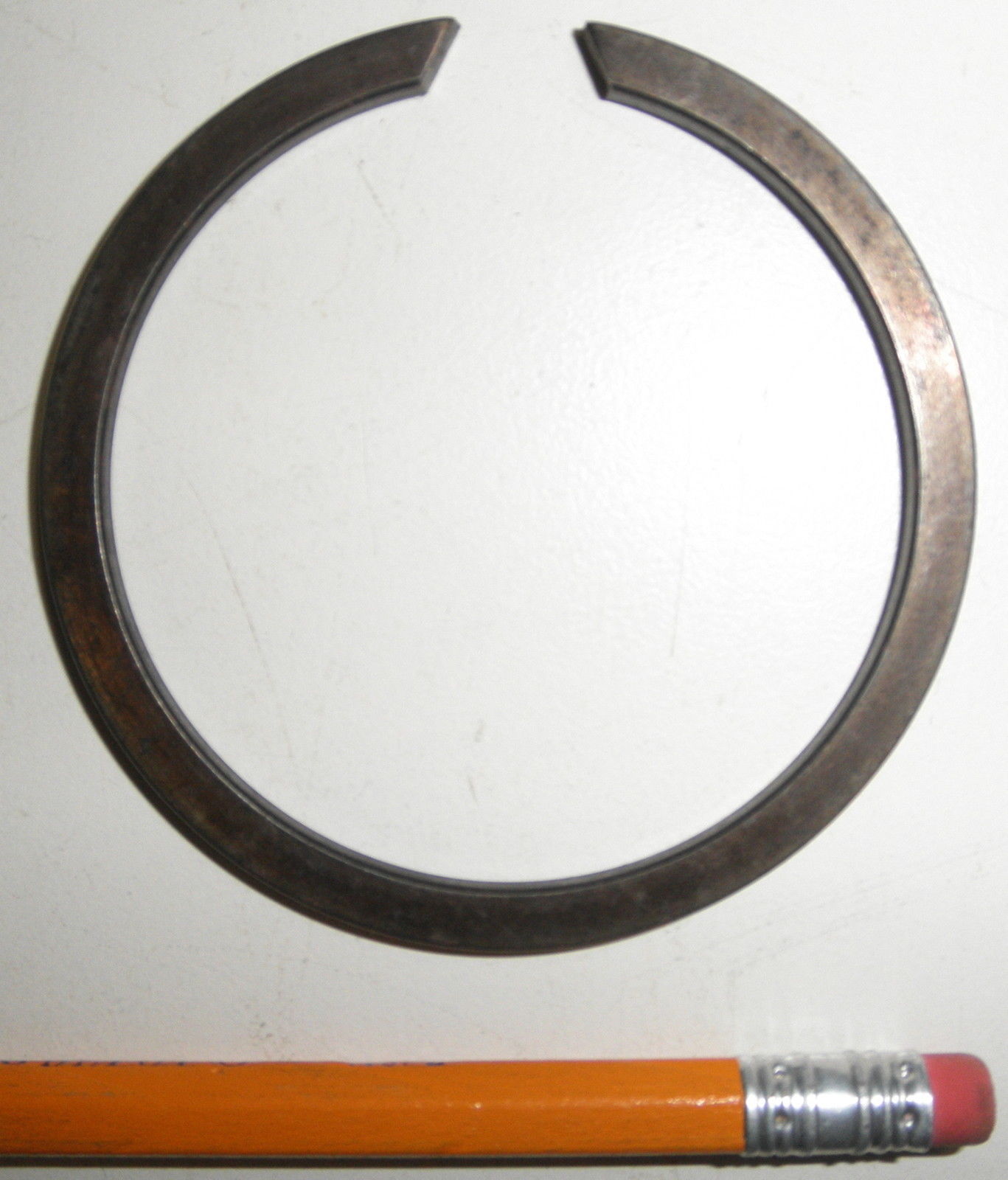 Snap Ring Retaining Circlip, 5325-00-514-1706, Twin Disc A2622C, Military spec means top quality, US steel, 5340-00-499-1217, 004991217, A2622C, Oshkosh ARFF, A/S32P-23, Oshkosh P-23, P-23R, C7D10